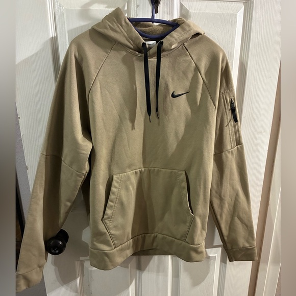 Nike Other - Nike Small Therma-Fit Hoodie